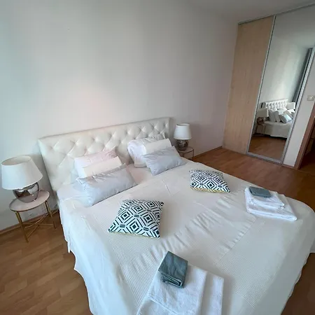 Apartment 2 With Terrace, New Building, Jegeho Bratislava